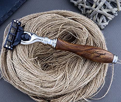 Foto von Haryali London Rasierset - Rasierhobel - Rasierpinsel Dachshaar - Rasierständer - 3 Kante Nassrasierer - Rasierset aus Holz-Metall Griff - 3 teiliges Rasierhobel Set als Geschenkset