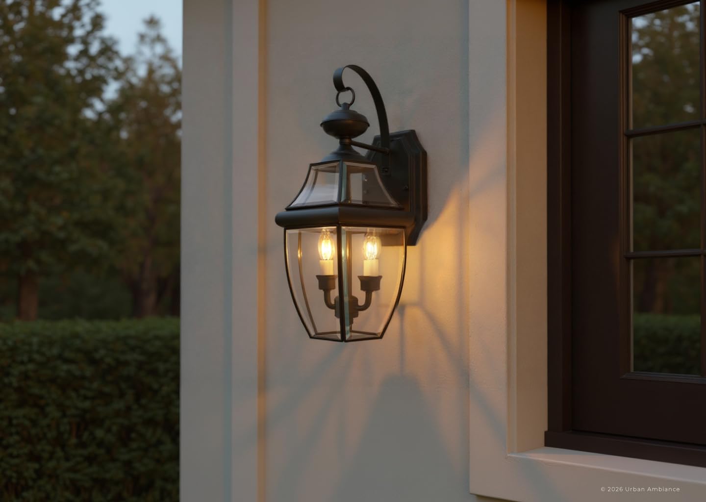 Urban Ambiance Luxury Colonial Outdoor Wall Light, Large Size: 20