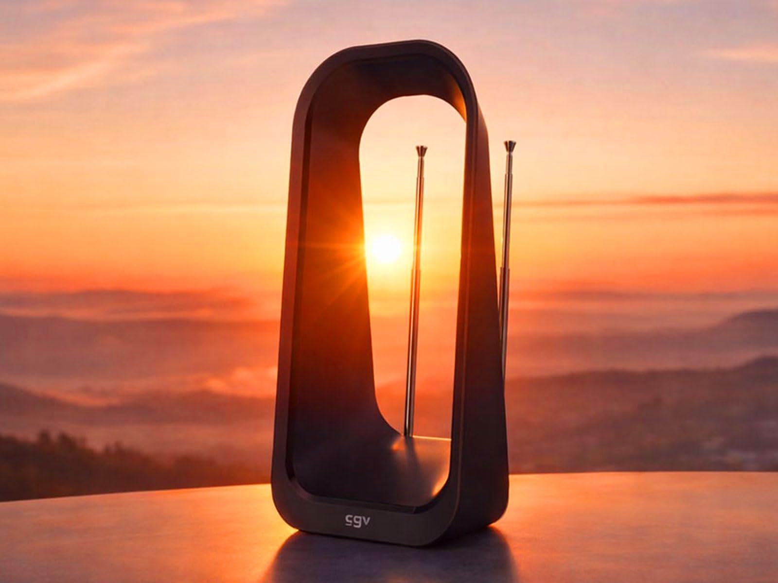 Antenna TV da interni amplificata CGV AN-Rise - Ricezione VHF/UHF - Alimentazione di rete - Compatibile con DTT