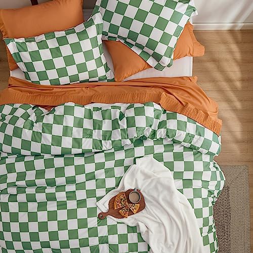 Image of Bedsure Comforter Set Queen Size - Checkered Bedding Comforter Set for Boys, 3 Pieces, 1 Soft Green Comforter and 2 Pillow Shams