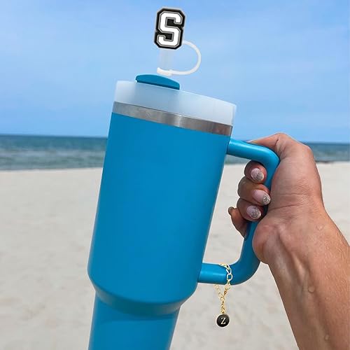 Miniatura 6 de (2+2) 2 fundas de popote para copa Stanley de 30 y 40 onzas, 0.394 in, con 2 accesorios de copa Stanley, dijes de letras con nombre de