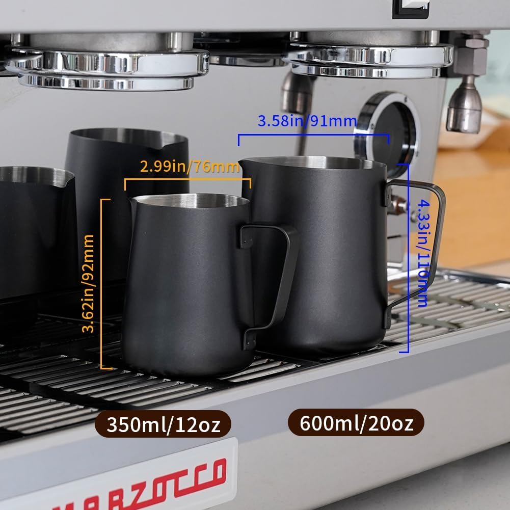 watchget - Jarra de espuma de leche de 350 ml, jarra de acero inoxidable para espumar leche, capuchino, latte, accesorios para máquina de café, jarra de leche, taza espumadora de leche, color negro