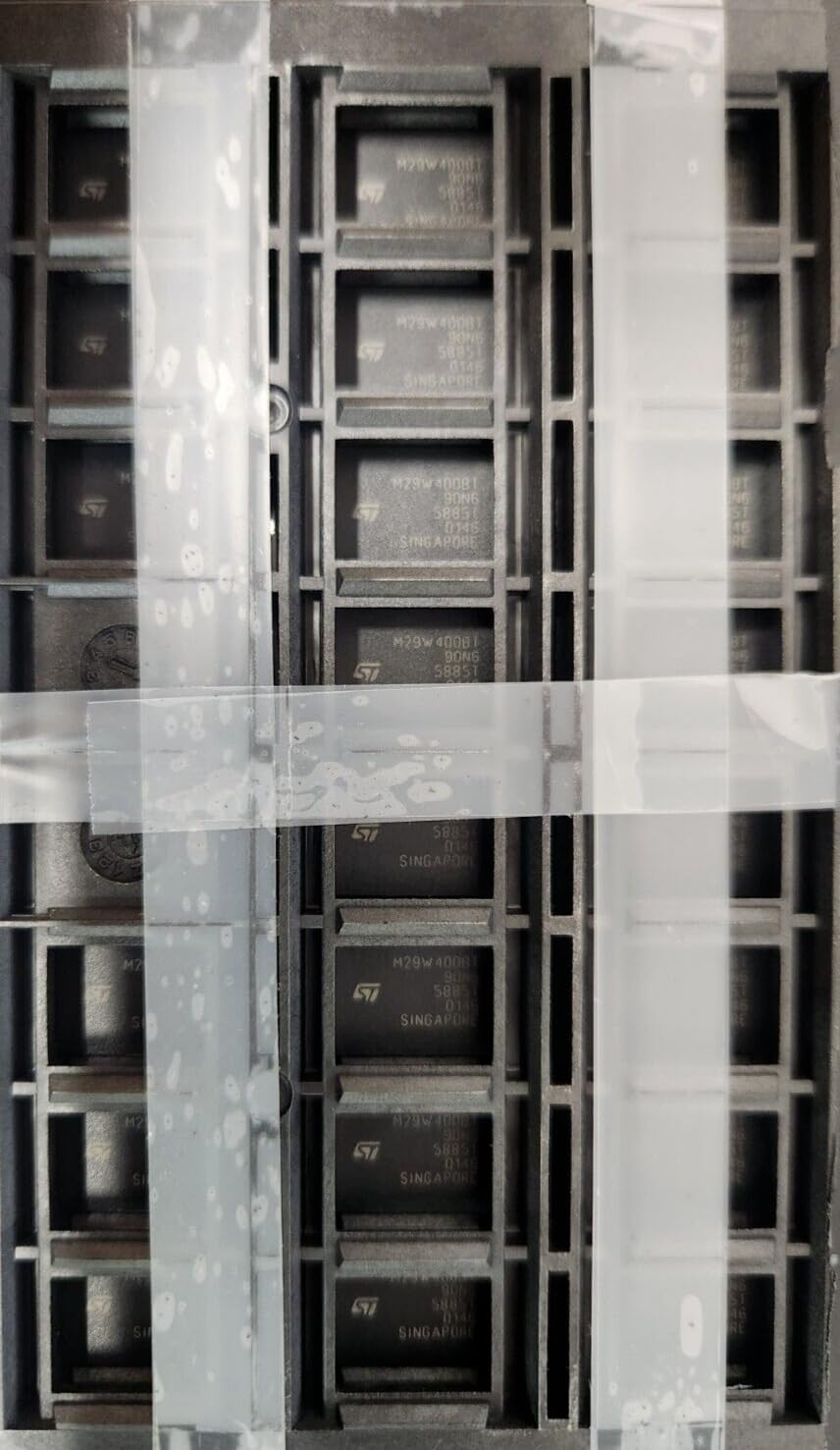 (1 PC) M29W400BT90N6 ST 4 Mbit (512KB X8 or 256KB X16, Boot Block)