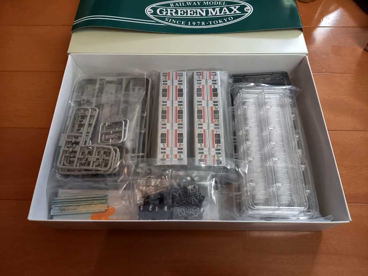 東急 9000系 8両 TOQ-BOX虹色仕様 50819＞東急電鉄9000系（TOQ-BOX）8両編成セット（動力付き）｜N