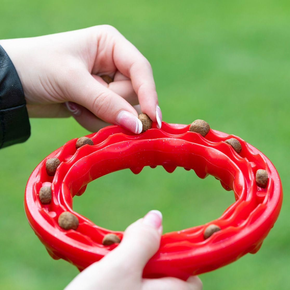 Ferplast Hondenspeelgoed, Hondentrainingsring voor kauwen, voor Rennen, Springen, Trekken, Robuust niet-giftig, Drijvend, PULLER MINI, Spelen voor kleine honden en puppy's, Set van 2 fitnessringen