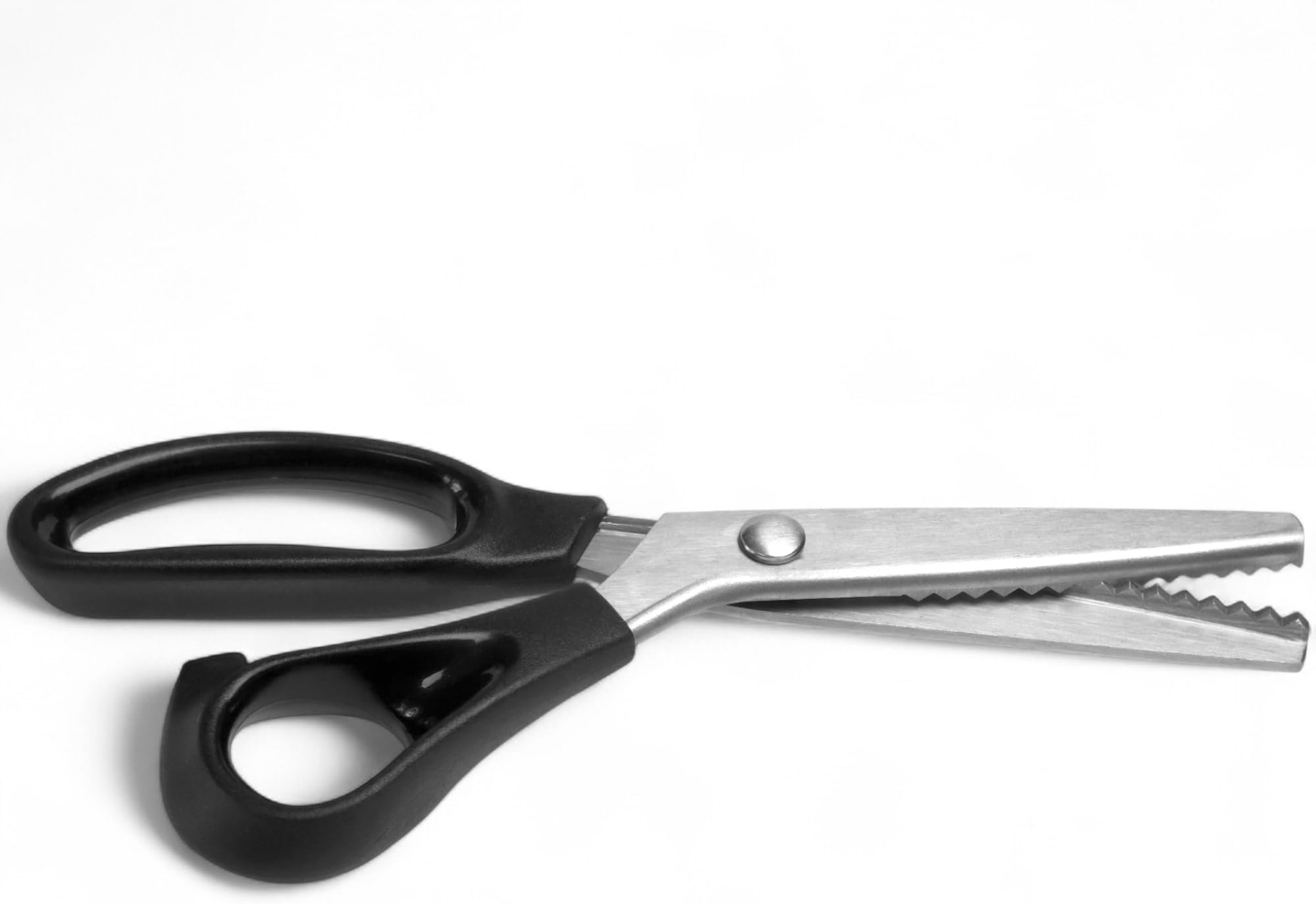 AKORD Professional Dressmaking Pinking Shears Scissors, Stainless Steel, Black, 9 Inch