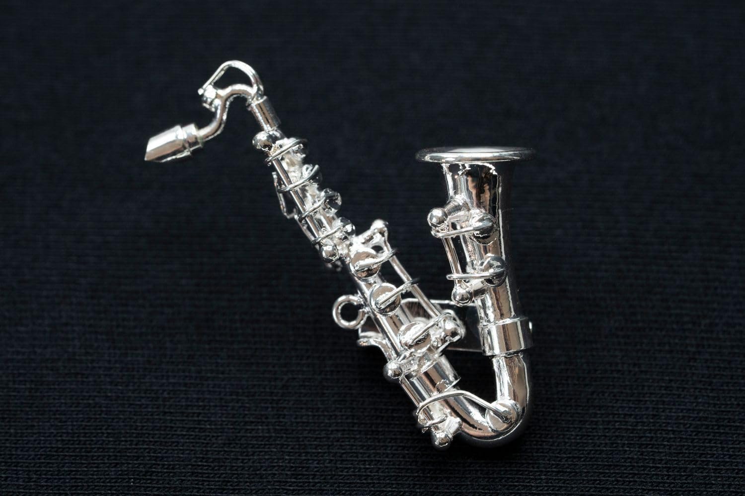 Miniblings Saxofon Brosche Sax Saxofonbrosche Saxophon +Box versilbert | Für Revers, Jacke oder Tasche, aus Berlin, ein Stück mit Persönlichkeit
