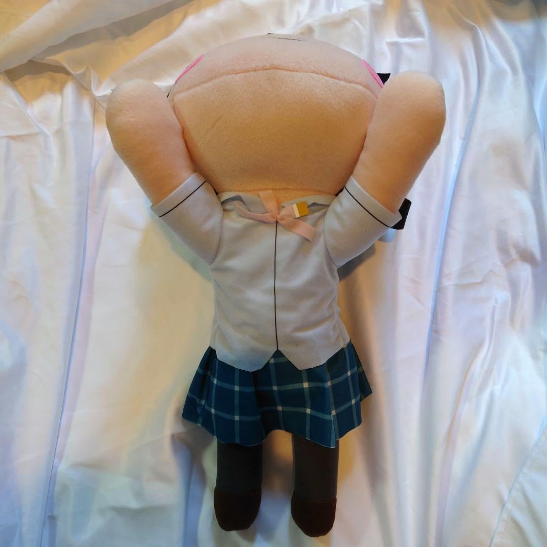 Amazon.co.jp: 高咲侑 寝そべり メガジャンボぬいぐるみ 制服 : おもちゃ