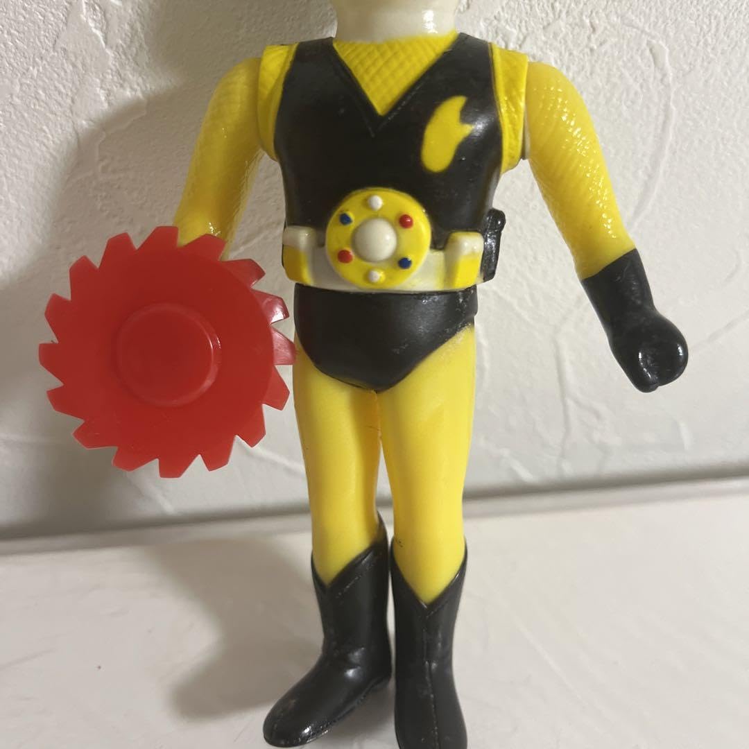 Amazon.co.jp: 忍者キャプター 金忍 ミニソフビ レトロ 当時物 : おもちゃ