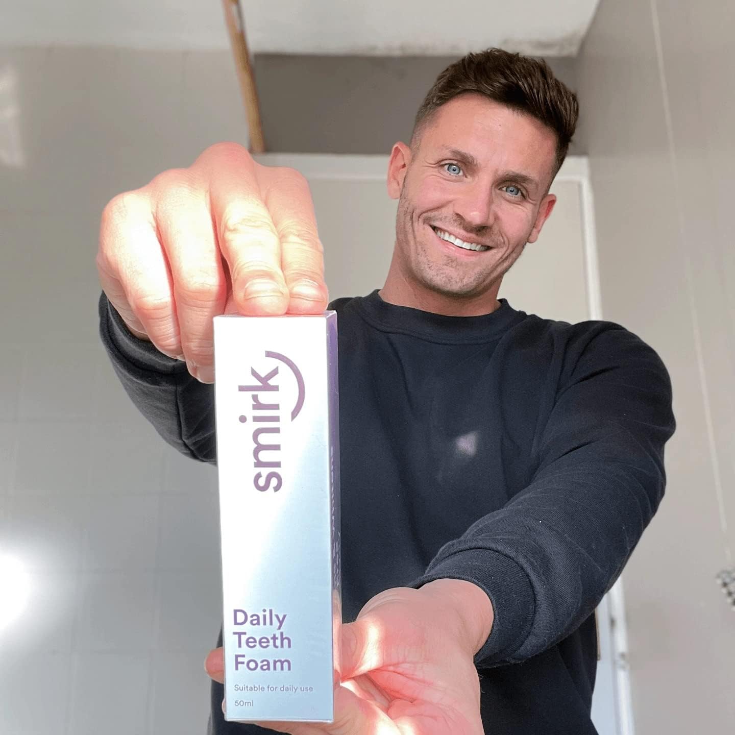 Smirk Teeth Whitening Foam 2 in 1, Cleans & Whitens (50ml) Dentist