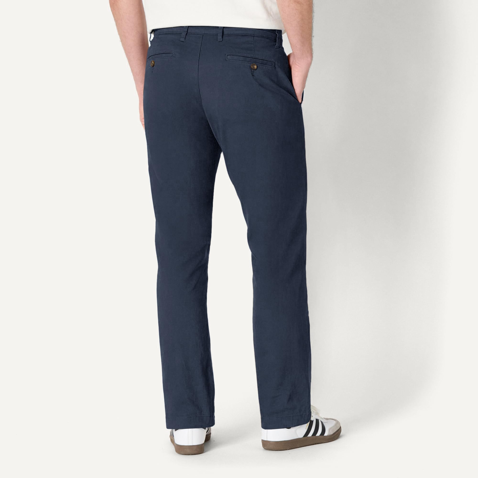 Amazon Essentials Pantalon Chino Extensible et Confortable Lavé à Coupe Athlétique Homme