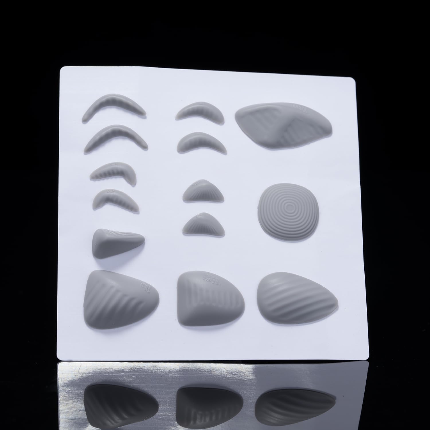 Hokeyio Gaming Mouse Three Dimensional Grips Auxiliary Patch for Esports Gamer Supporting Palm Labor-Saving Non Slip Skin Feel Traceless Gray