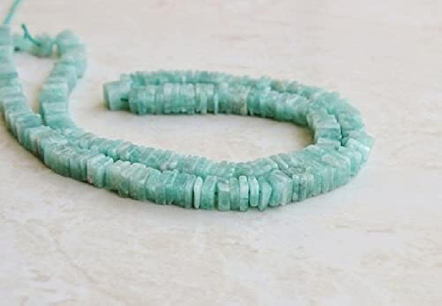 Amazonite heishi facettée aux nuances douces pour bijoux apaisants