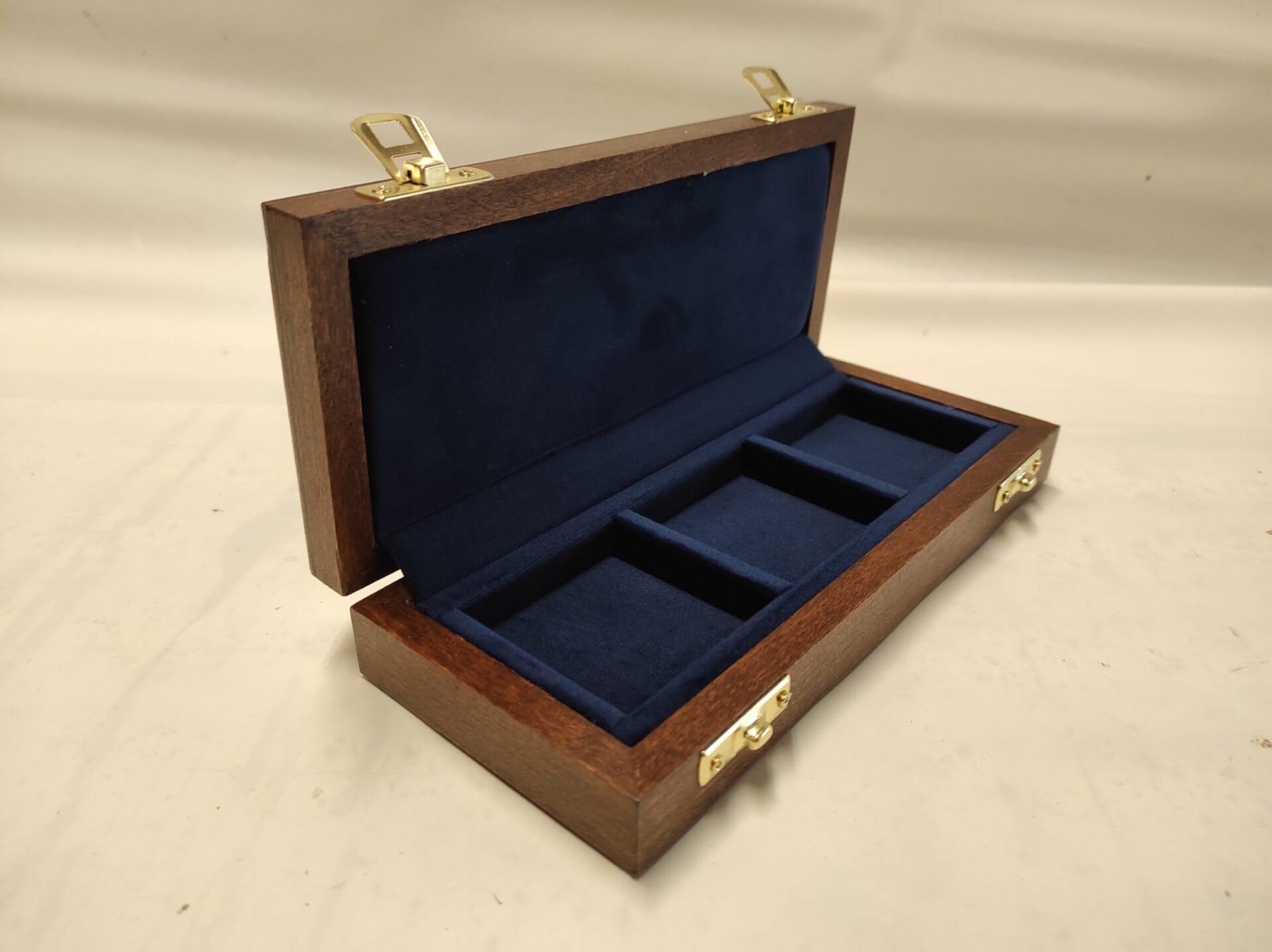 Cofanetto in legno per monete e medaglie da collezione, 3 scomparti da 50x50 mm con velluto personalizzabile, custodia monete da collezione artigianale made in Italy – Coins&More