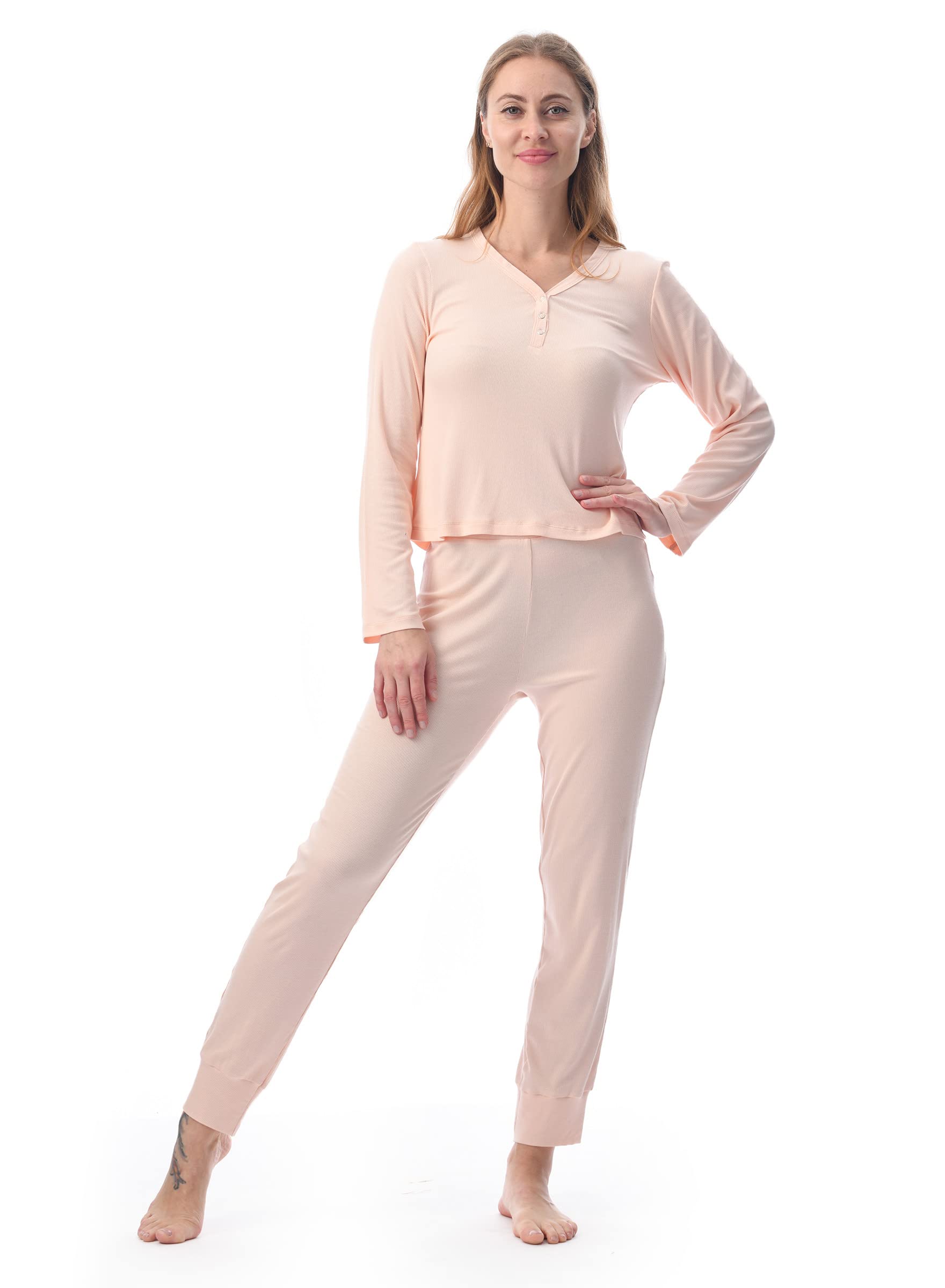 Lacy DreamsWomen Elegant And Comfortable Loungewear Top And Pyjama Set