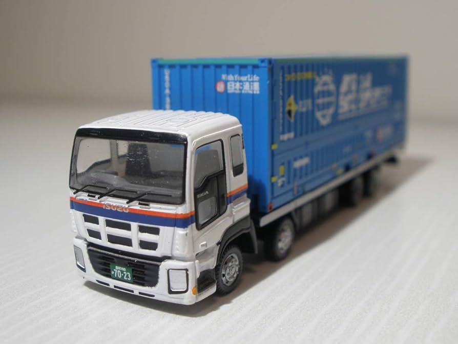 新品未開封品　いすゞ ギガ 模型　トラック模型　コレクション Amazon.co.jp: いすゞ ギガ 1 43模型 プラモデル 模型 トラック