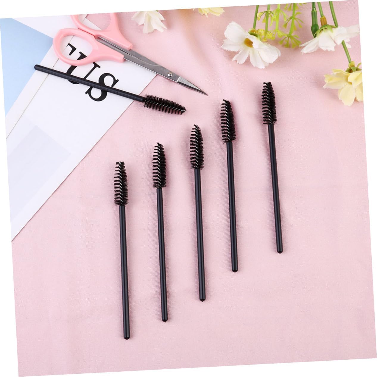 MERRYHAPY 1set Eyelash Scissors and Eyelash Stainless Steel Eyebrow Trimming Kit for Professional Makeup Application and Grooming