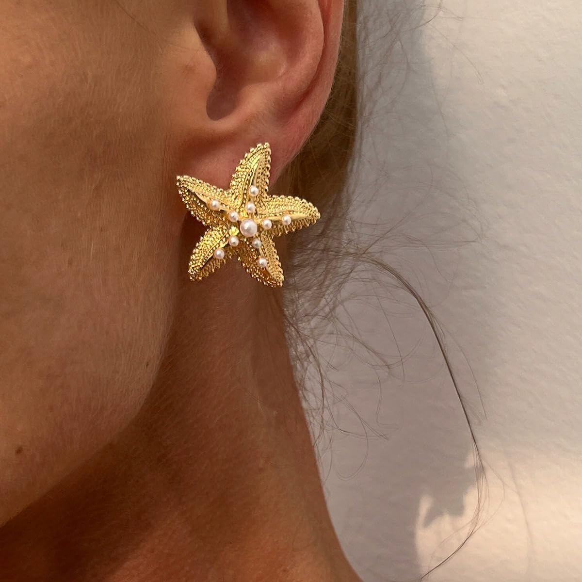 Gold Starfish Earrings for Women Pearl Starfish Earrings Summer Ocean Statement Stud Earrings Trendy Jewelry Gifts for Women - Image 2