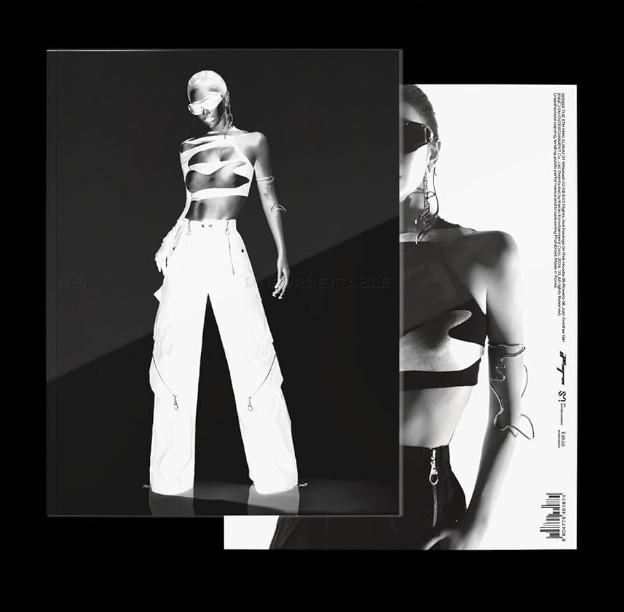 Amazon.com: aespa Whiplash 5th Mini Album + Store Gift (Beat