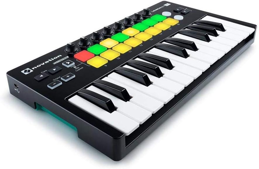 ടോപ്പ് ഡൗൺ view of Novation Launchkey Mini MK2 controls