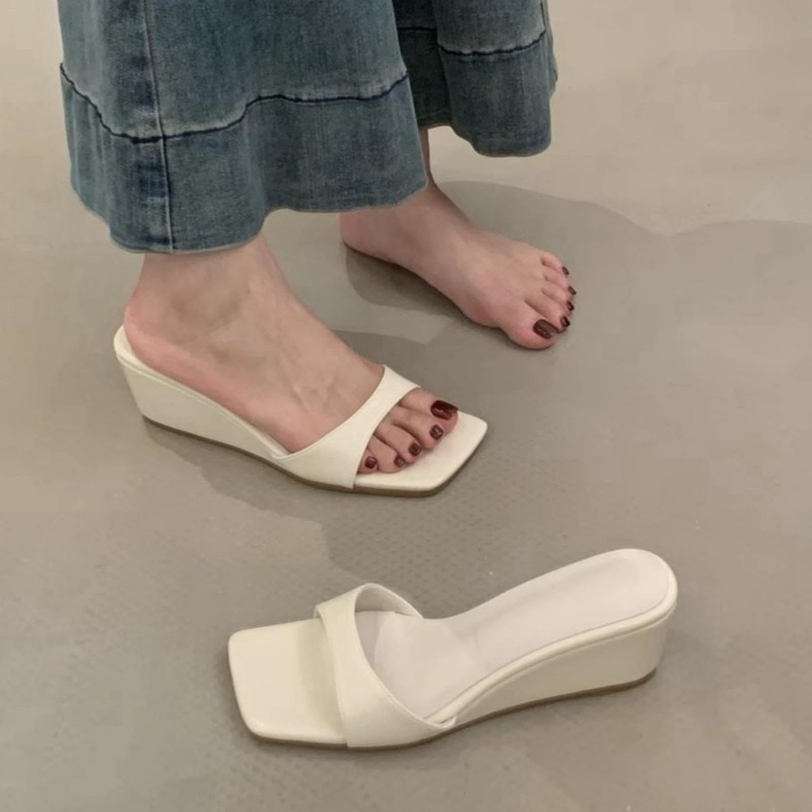 JJDFW damskie sandały z kwadratowymi palcami, szeroki pasek, sandały z płaskim obcasem PU dla kobiet, 3-5 cm, niski obcas klinowy, otwarte palce, buty na co dzień na wiosnę i lato