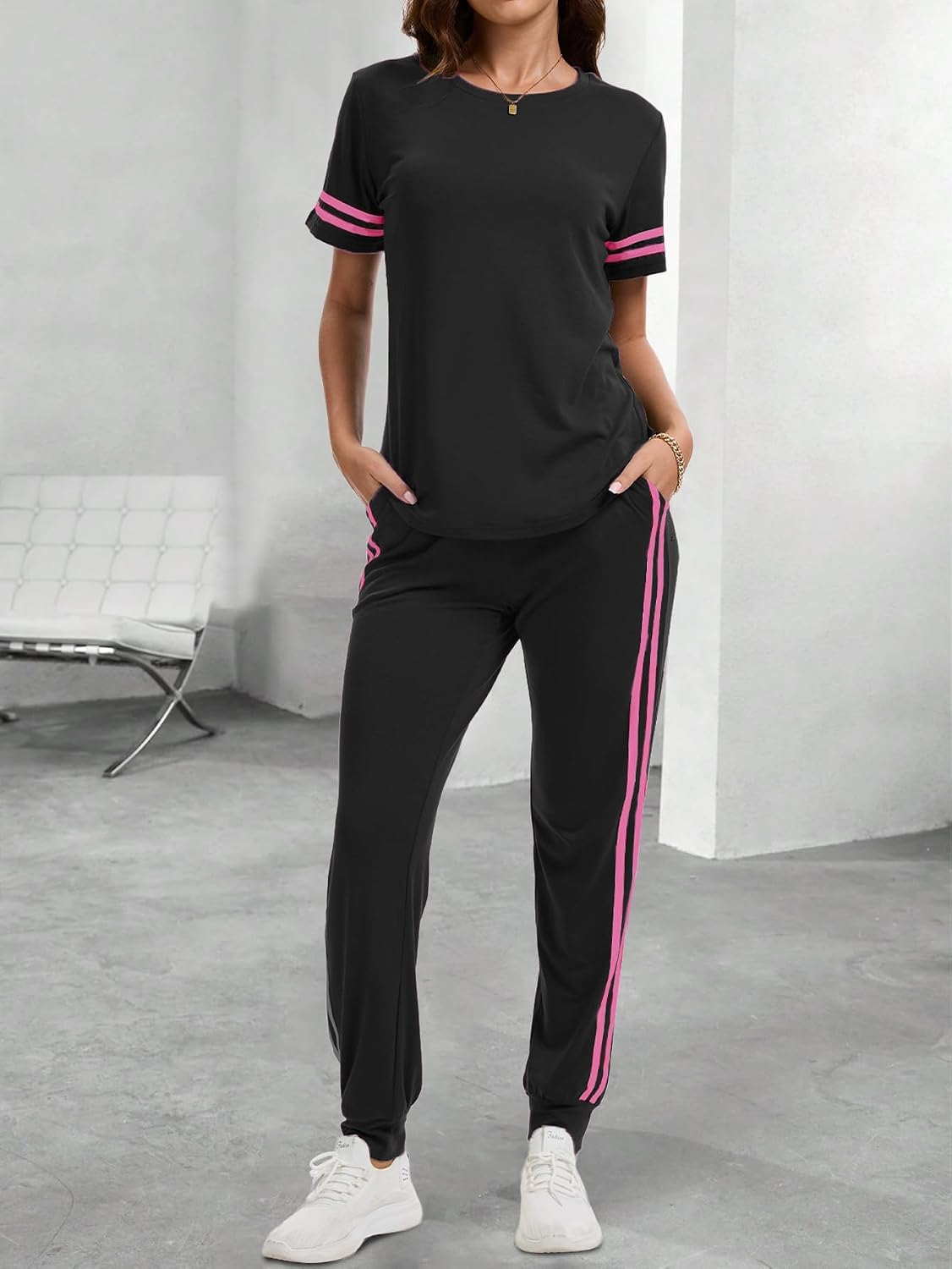 Women 2 Piece Outfits Summer Set Striped Short Sleeve Sweatsuits Crew Neck Pullover Lounge Tracksuit with Pocket