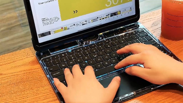 Amazon.com: SCKIQUEN Cyberpunk Clear Keyboard Case for iPad Pro 11