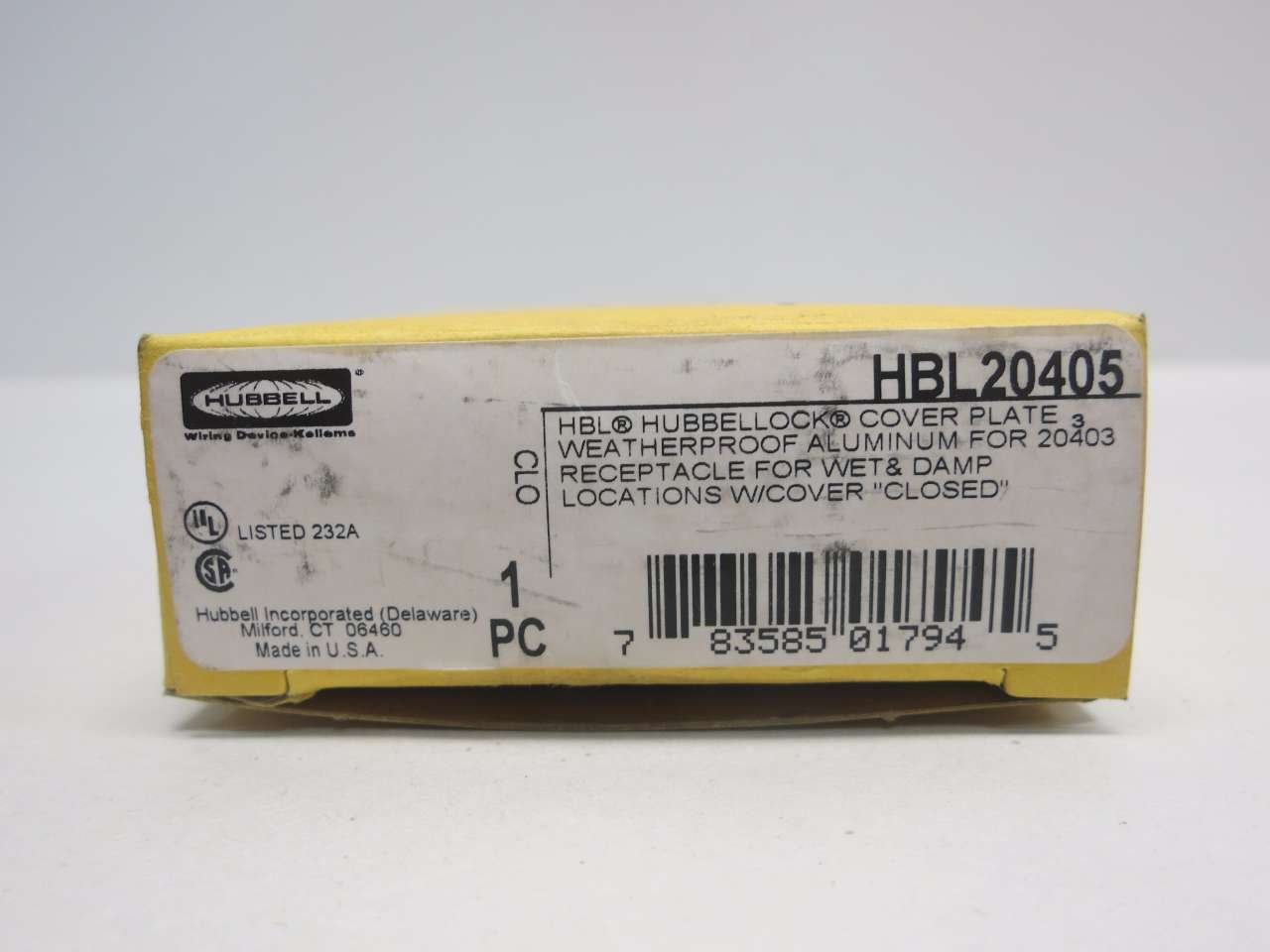New HUBBELL HBL20405 HUBBELLOCK Cover Plate for 20403 Receptacle D517948