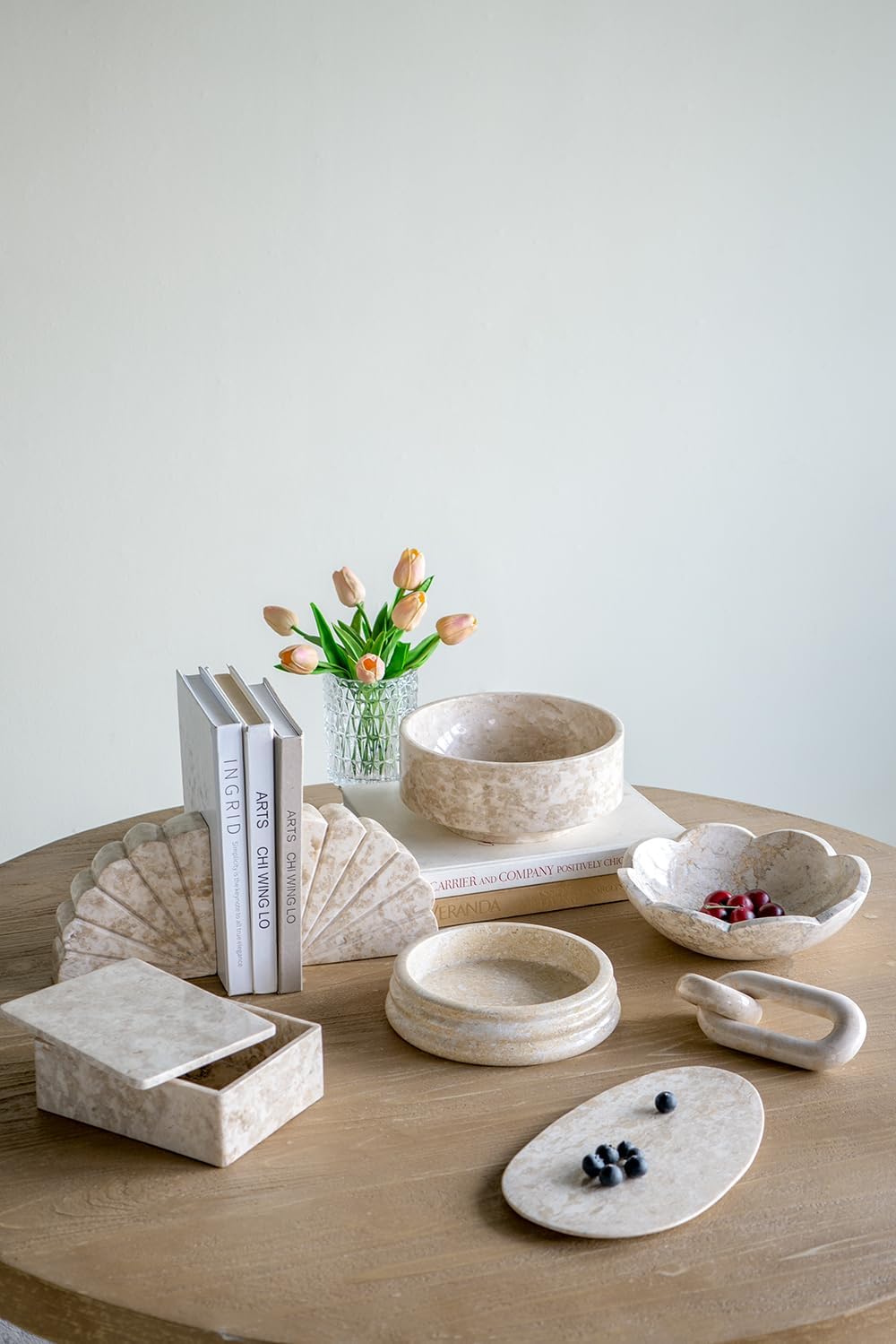 A&B Home Scalloped Quarter Circle Bookends - Set of 2 Decorative Marble Bookends, Home and Office Tabletop Decoration, Living Room Console Table Bedroom Bookshelf Accent Piece, 8.3" x 5.3" x 6.9"