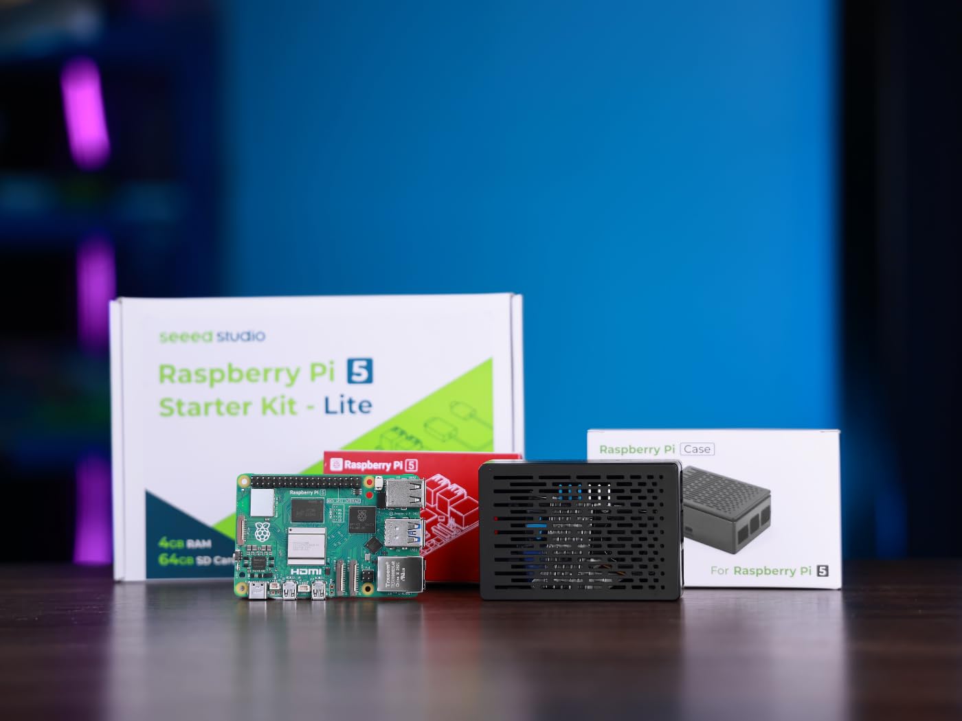 Seeed Studio Raspberry Pi 5 Kit de démarrage – 16 Go de RAM, carte micro SD 64 Go pré-chargée, système d'exploitation 64 bits, alimentation de type C, boîtier de refroidissement actif pour Edge AI