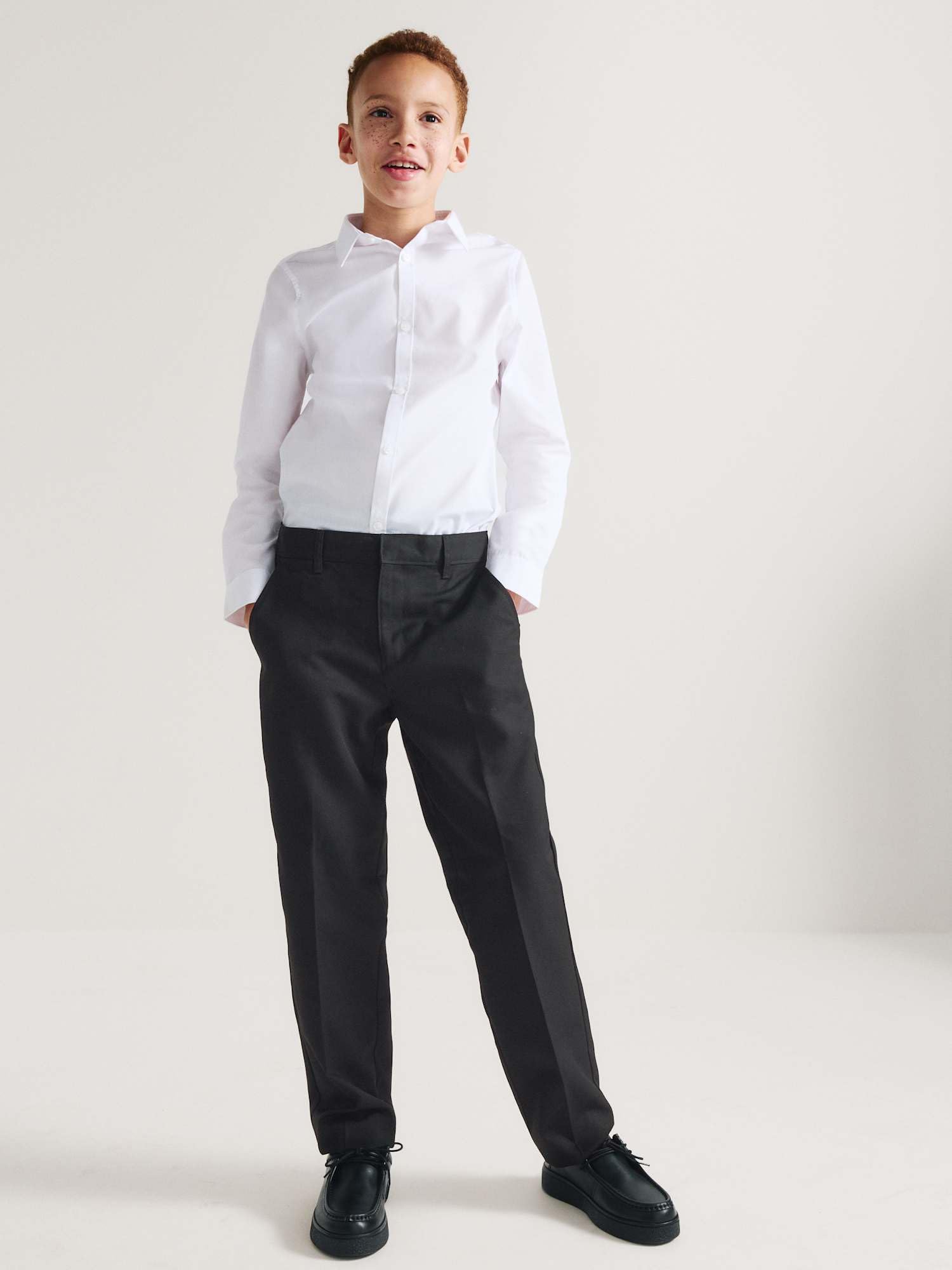 Marks & Spencer Pantalones Escolares de Largo Normal para Niño Pack de 2, Ajuste Normal