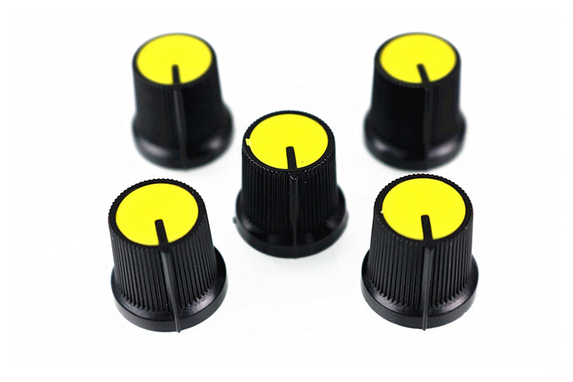 Potentiomètre 6mm à boutons jaunes pour restaurer les commandes de votre atelier de musique
