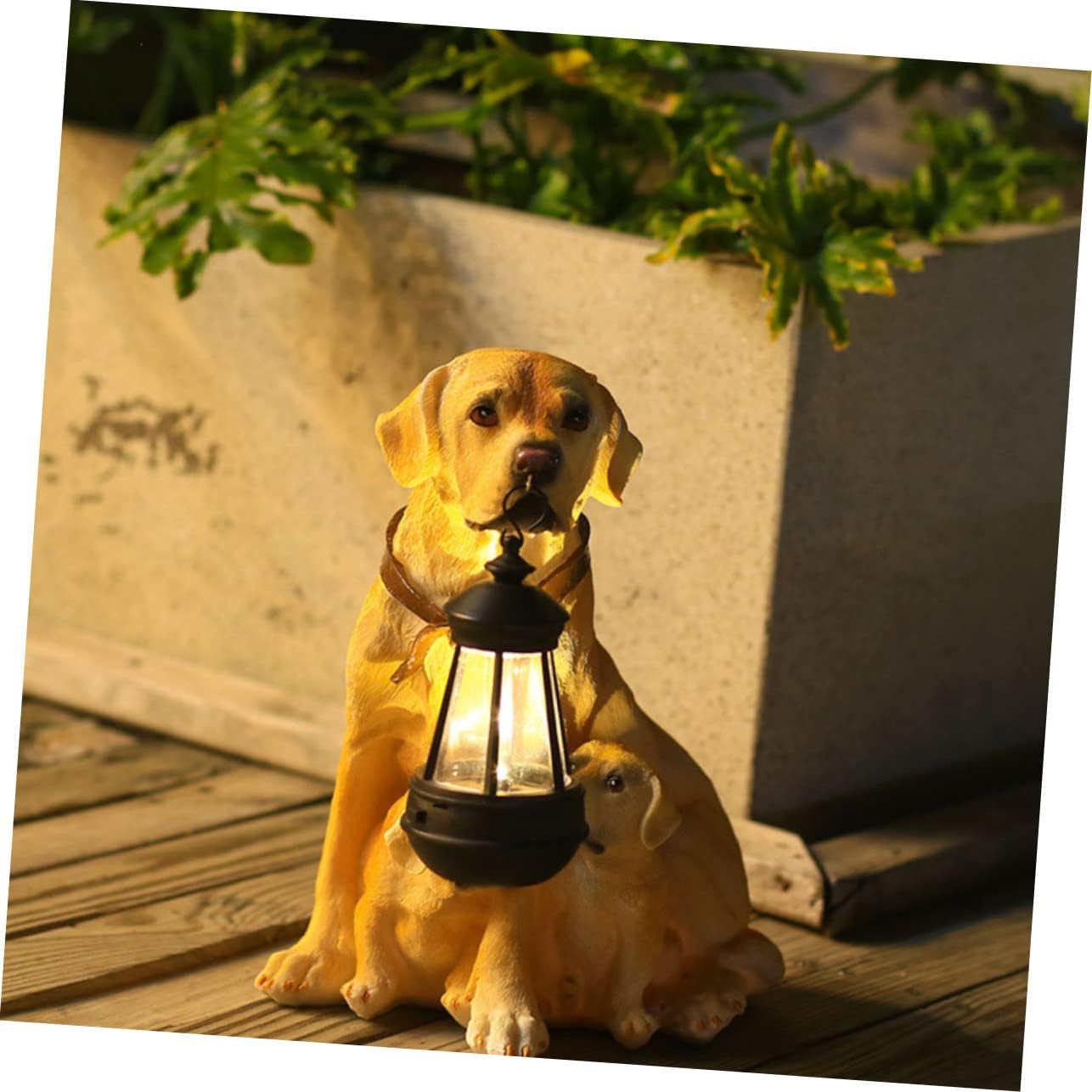 Solar Light Dog Statue Outdoor Garden Ornament Decorative Dog Sculpture Lamp for Patio Lawn Pathway with Lifelike Design and Craftsmanship