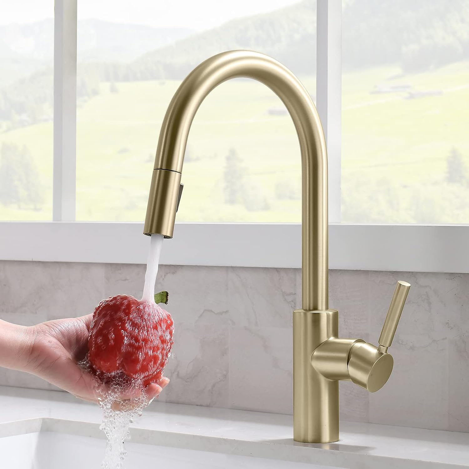 60% Off Discount Gold Kitchen Sink Faucet with Pull Down Sprayer OUEN Brass Structure Single Handle Modern Kitchen Faucet with Stainless Steel Pull Out Sprayer 1 or 3 Hole Mounted with Deckplate for RV Laundry Sink