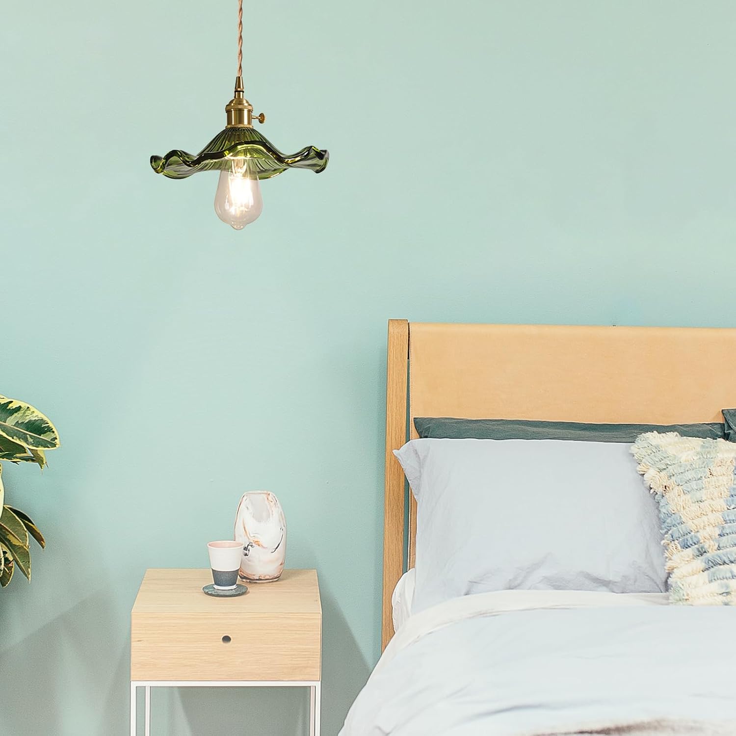 Retro Farmhouse Green Glass Round Pendant Light Fixtures Gold Brass Switch and Copper Finish E26 Pendant Chandelier for Kitchen Island(Green)
