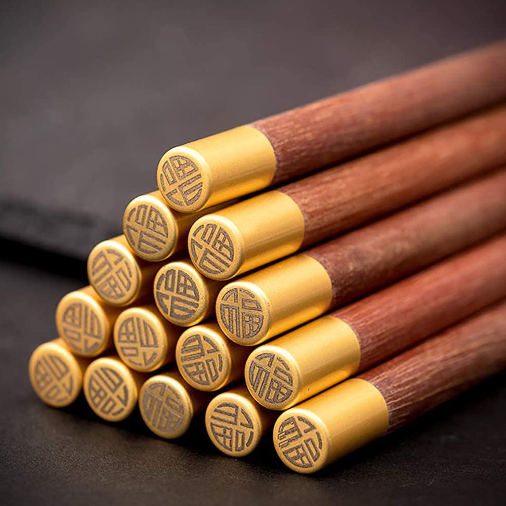 FAMMIX Lot de 10 paires de baguettes rondes en bois dur sculptées à la main réutilisables, passent au lave-vaisselle, baguettes coréennes japonaises pour restaurant, maison A