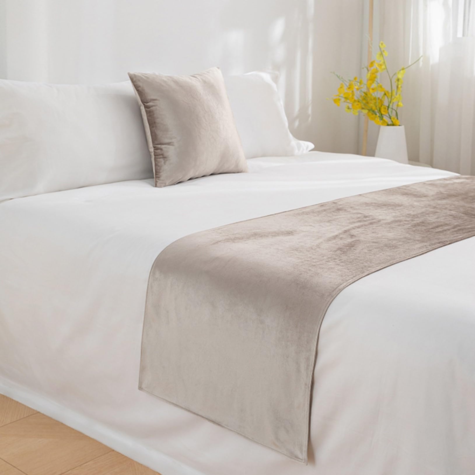 Velvet Bed Runner - Luxury Hotel Bed Cover, Bedspreads Throw Cover for Bed Protection Bed Scarf for King Queen Size,Beige,45 * 260cm for 2m bed