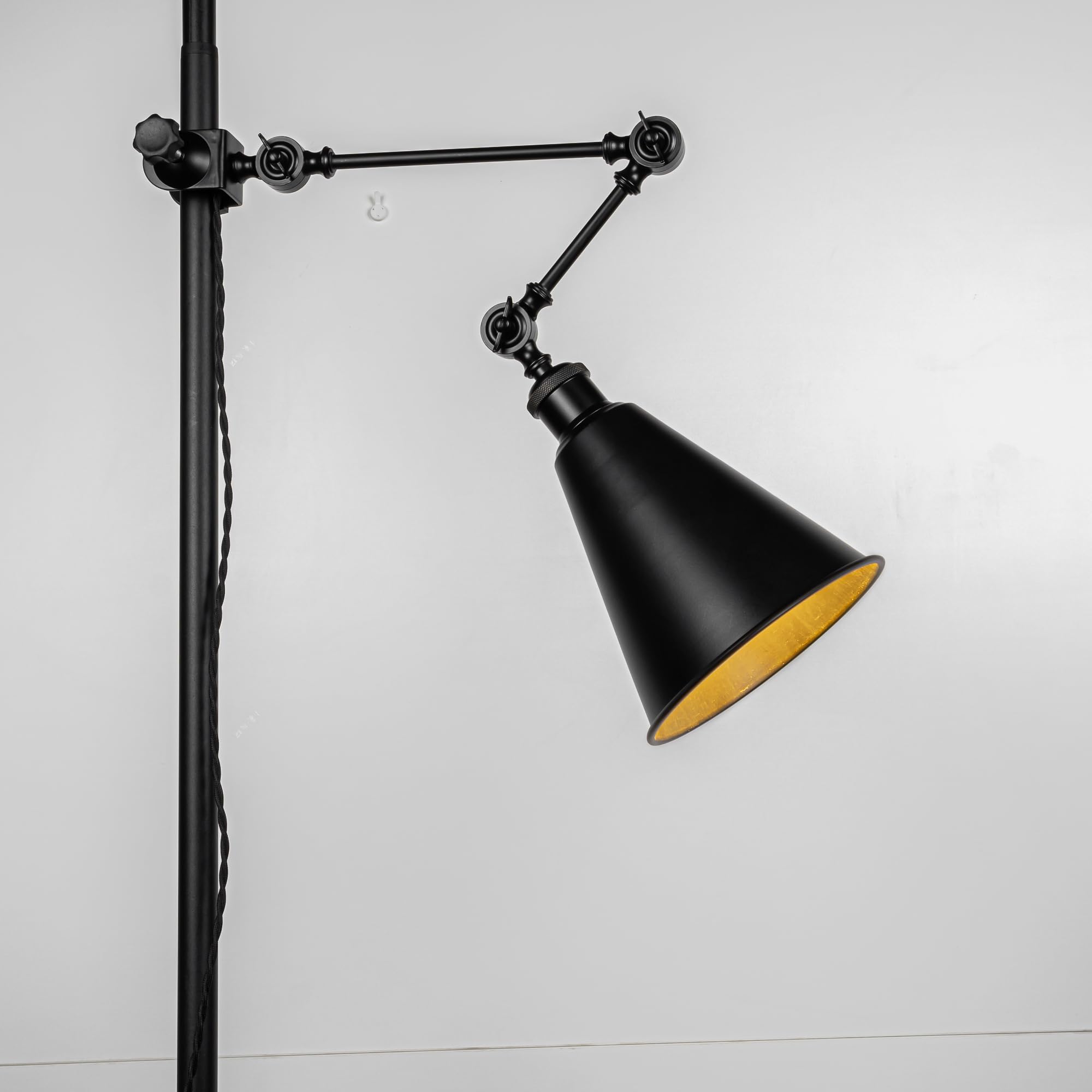 Industrial Klemmleuchte mit 2,5 Schalterkabel,Einstellbar Clip auf Schreibtisch Leselampe,Dimmbar Clamp Nachttischlampe mit Flexarm für Schreibtisch Nachttisch Regal-schwarz BD3086-DZ19