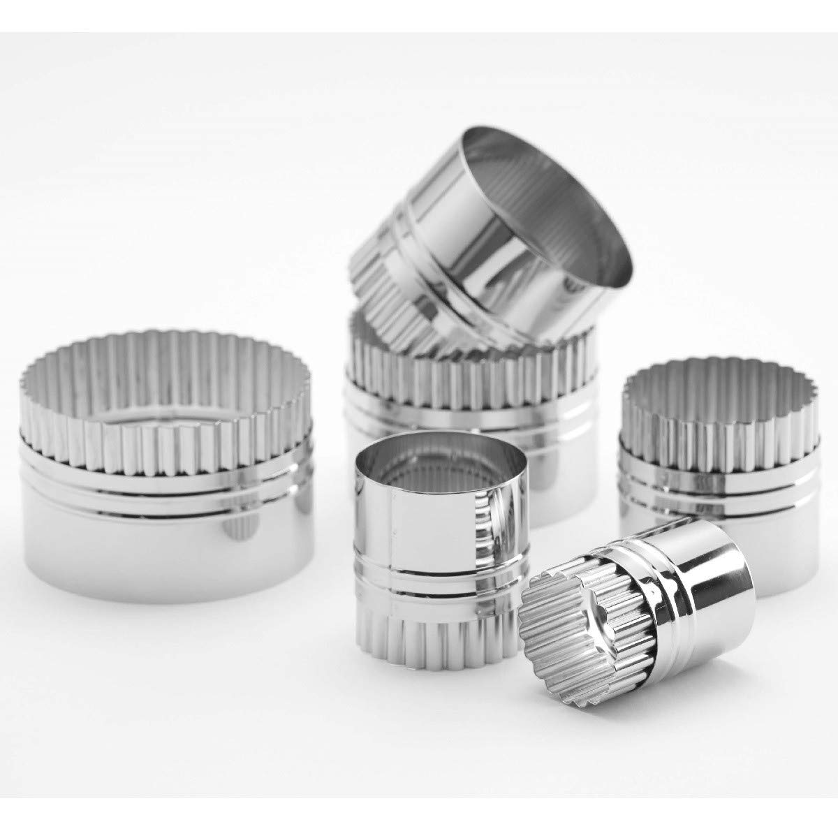 thermohauser Cookie Cutter Set (Stainless Steel), Round, Smooth/Wavy Edge, 6 Pieces, Diameter 5.0-11.4 cm, Packed in Tin Storage Tin