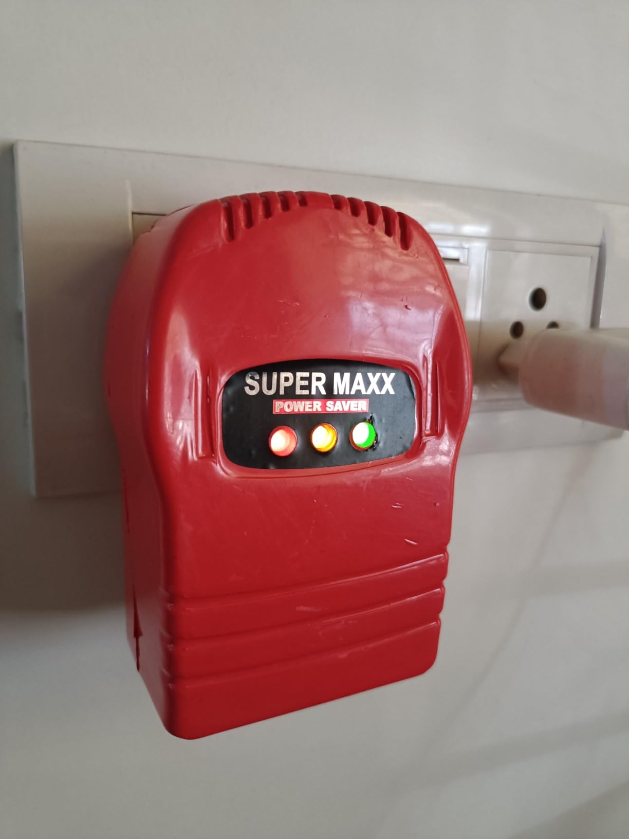 LUCKYMORDEN Super Maxx Power Saver Heavy Duty Gold Electricity Saving ...