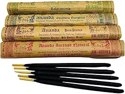 Ananda Kit de Incensos Naturais Artesanais, 4 Variedades, com Suportes