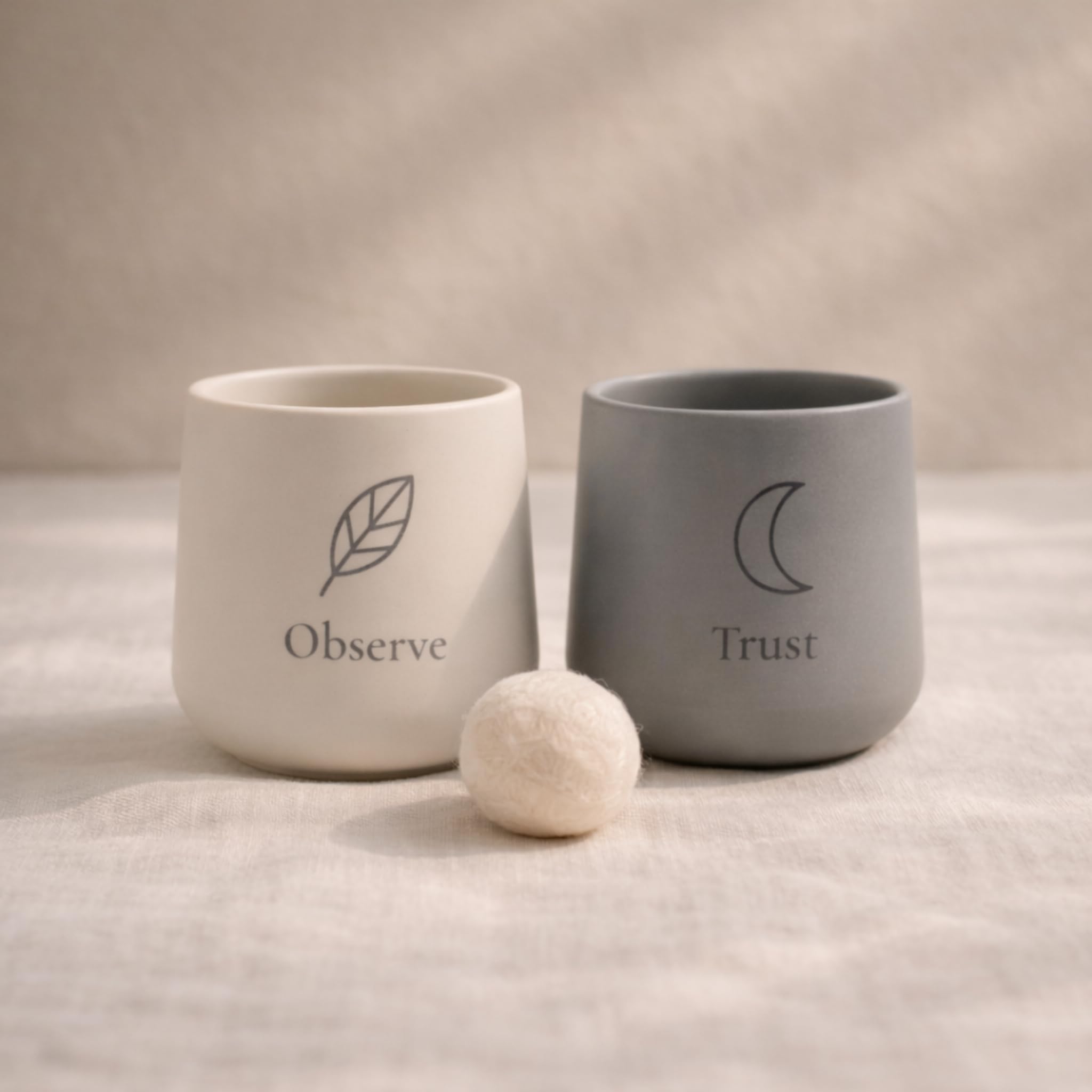 Interaktives Katzenspielzeug zur mentalen Stimulation und Mensch Katze Bindung Porzellan Trust Cups Haiku Mobile DIY redaktionelle Karten Achtsames Premium Geschenk in hochwertiger Geschenkbox