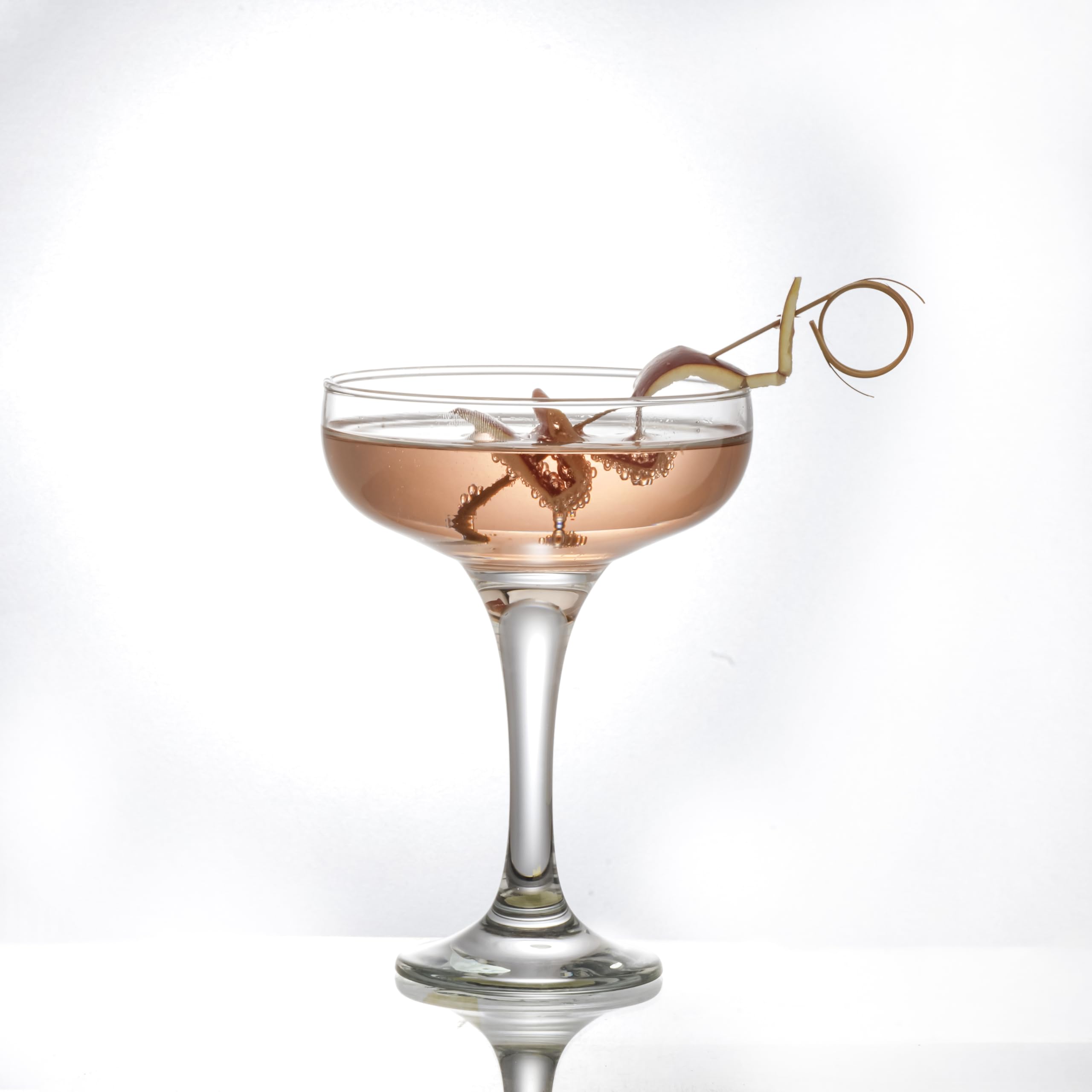 Copas de Cóctel (8 oz/235 ml). Copas de café espresso Martini, Margarita, Corte Elegante y Copa Champán, Cristalería larga (4)