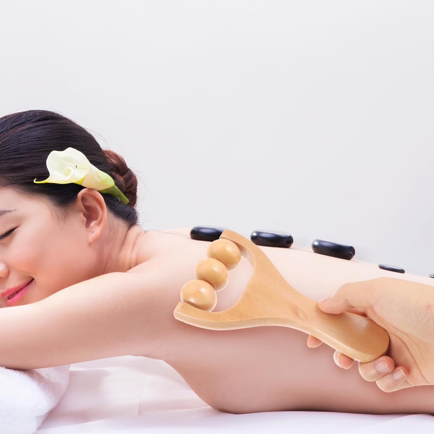 Angoily Compact Wooden Foot Massager Roller Handheld Acupoint Therapy Tool for Neck Shoulder Back Muscle Relief Lightweight Portable Full Body Massage Accessory - Image 4