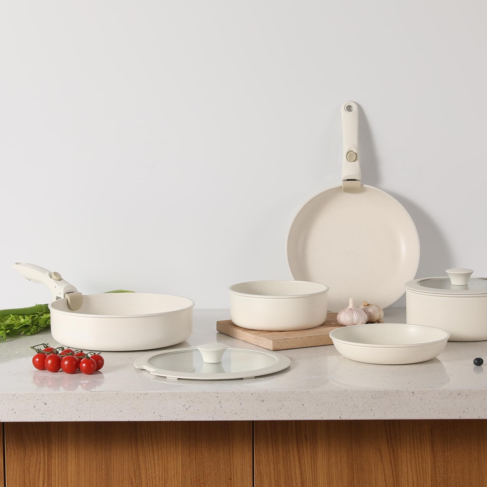 9 pentole e padelle in ceramica antiaderente, manico rimovibile，atossiche, adatte all'induzione e alla cottura in forno, senza PTFE e PFOS, bianco