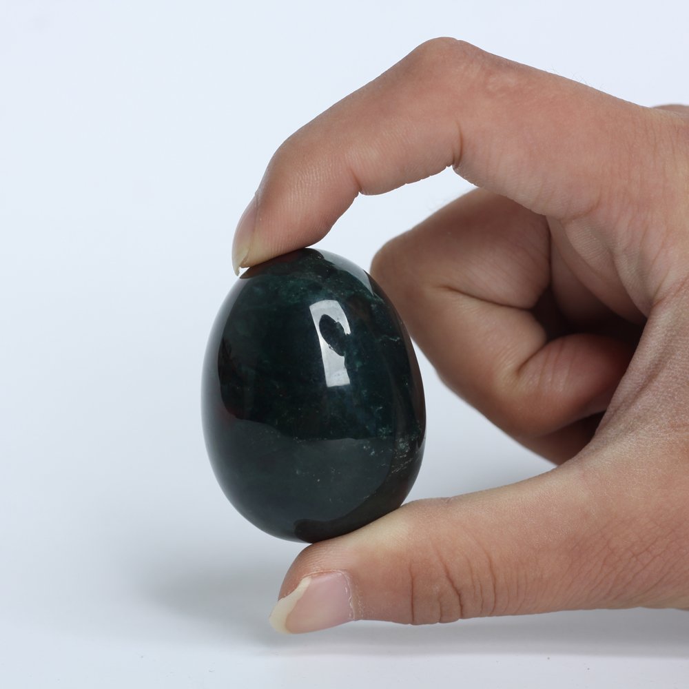 Ruhong Natural Reiki Quartz 1.96Inch Obsidian Carved Eggs Chakra Stone Healing Crystal Crafts Gift Eggs with free wood stand (black)