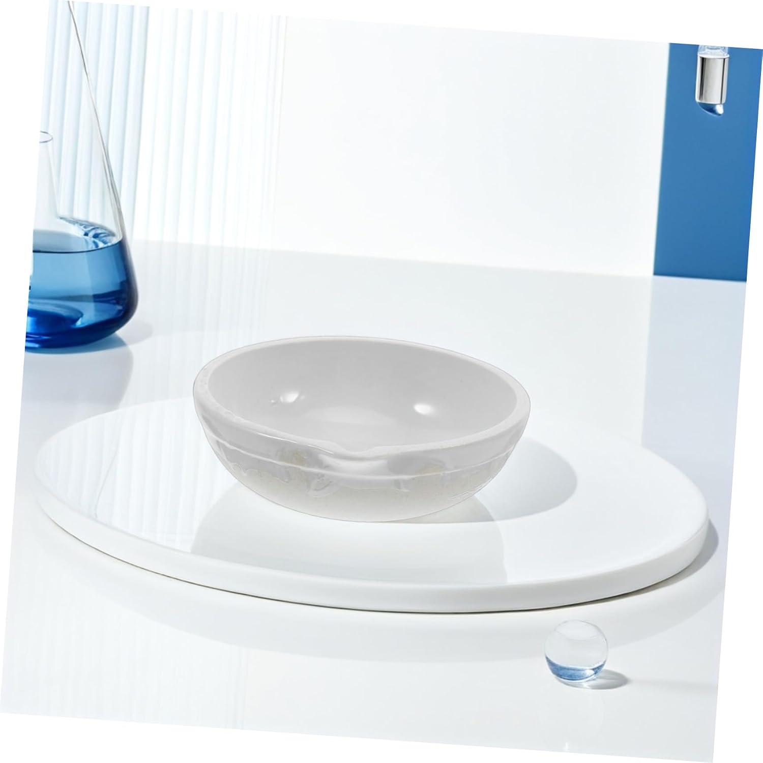 2pcs Ceramic Evaporating Dishes with Spout for Laboratory Use High Heat Resistant Evaporation Bowls for Scientific Research Education and Home Chemistry Experiments