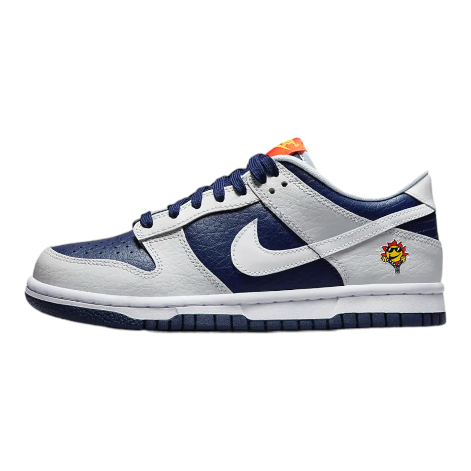Nike Boys' Dunk Low SE Sneakers