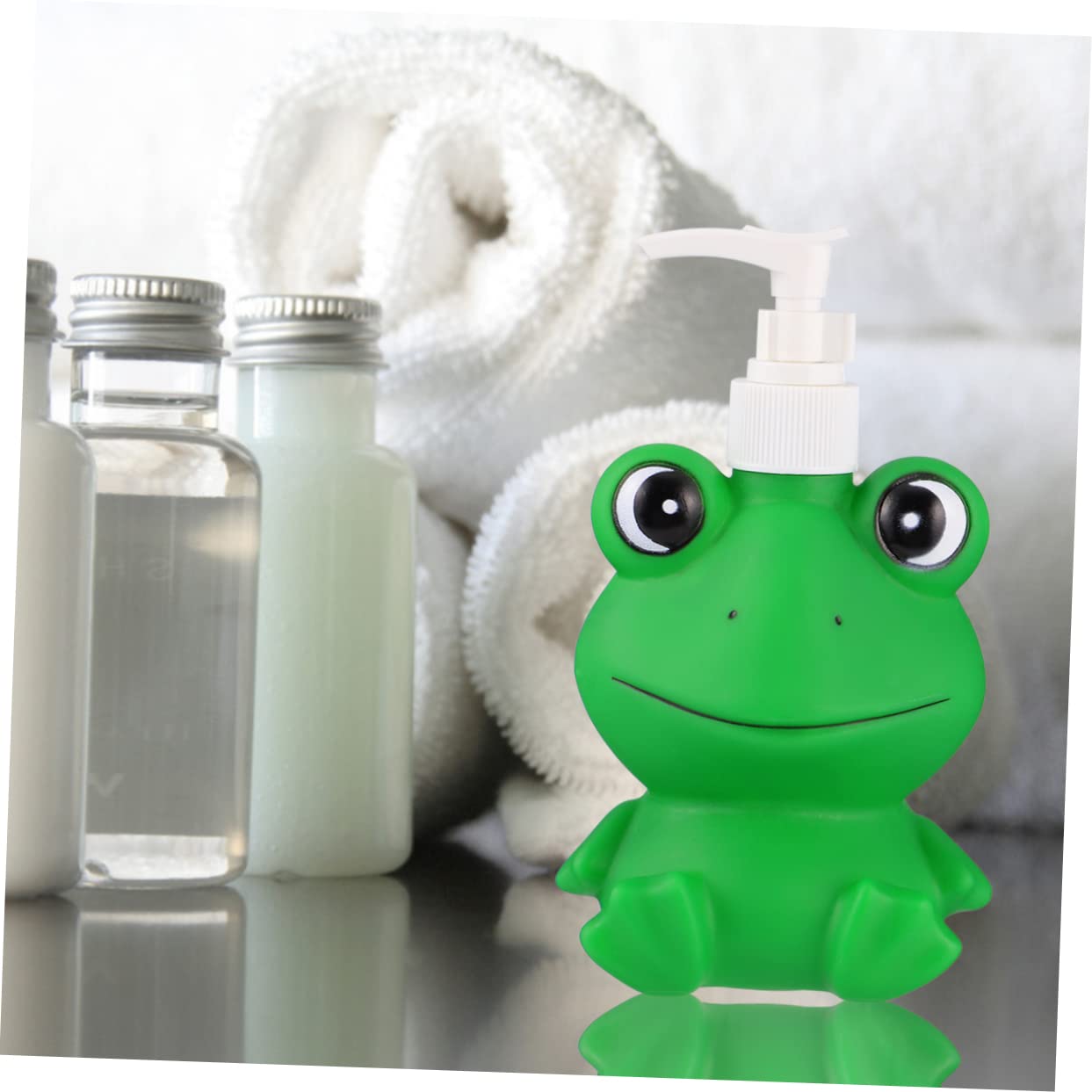 Cabilock Cartoon Press Pump Bottle Adorable Green Liquid Dispenser for Shampoo and Lotion and Material for Bath