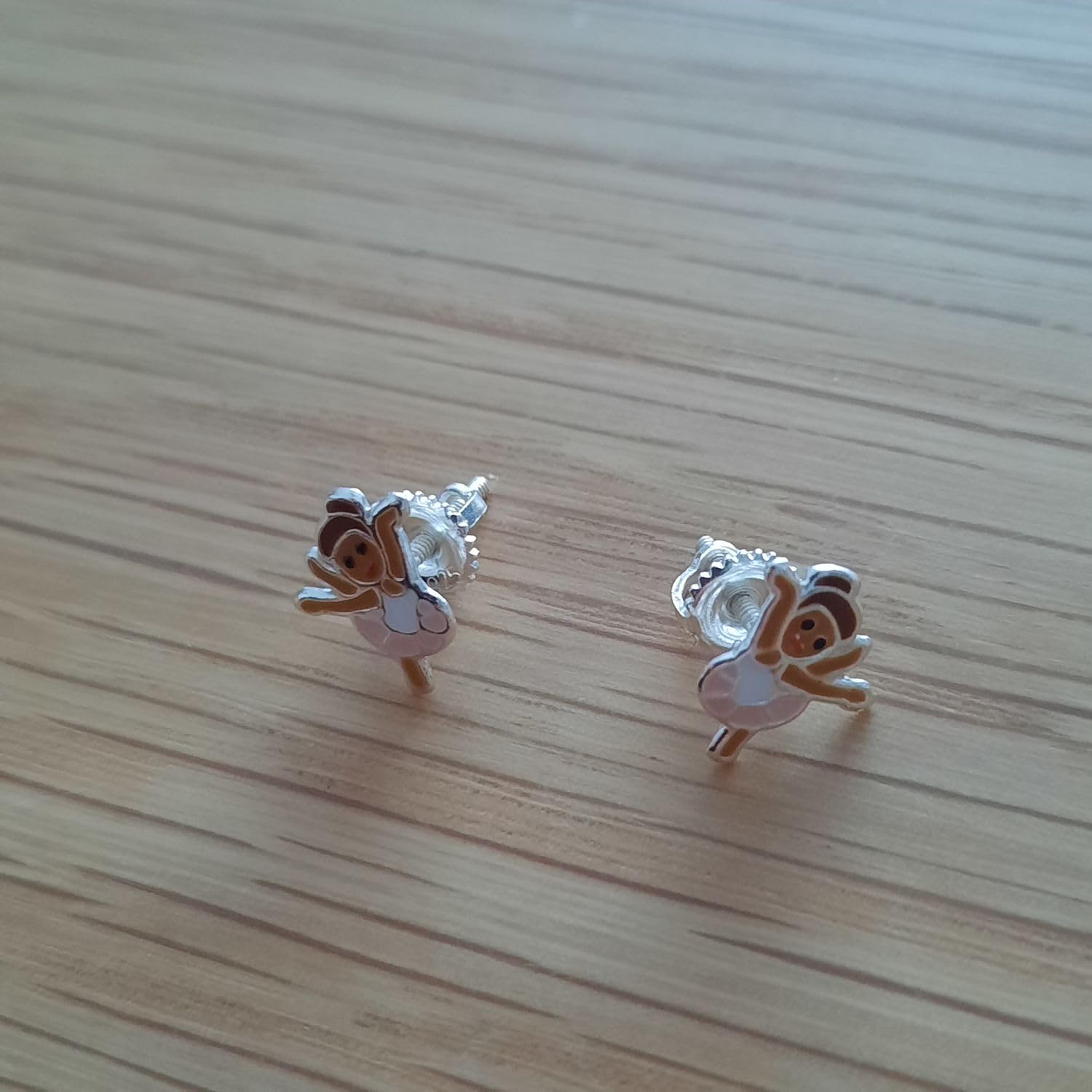 Orecchini da bambina ballerina in argento 925 con chiusura a vite sicura – Gioiello ipoallergenico senza nichel e piombo – Regalo originale per piccole ballerine